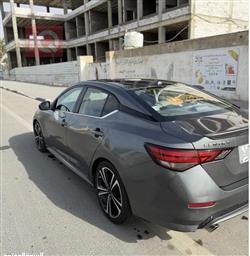 نيسان سنترا